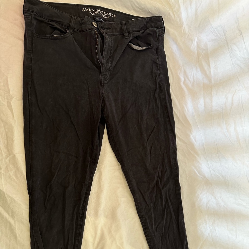 Super stretch-skinny fit black American eagle pants